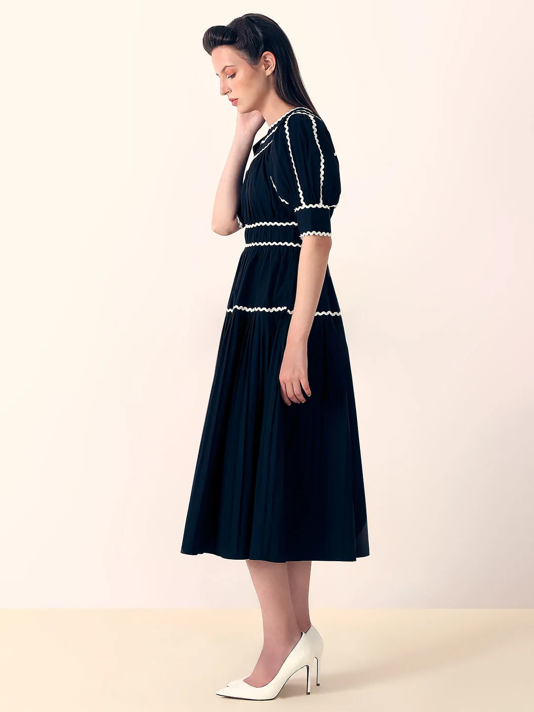 Black Contrast Trim Midi Dress