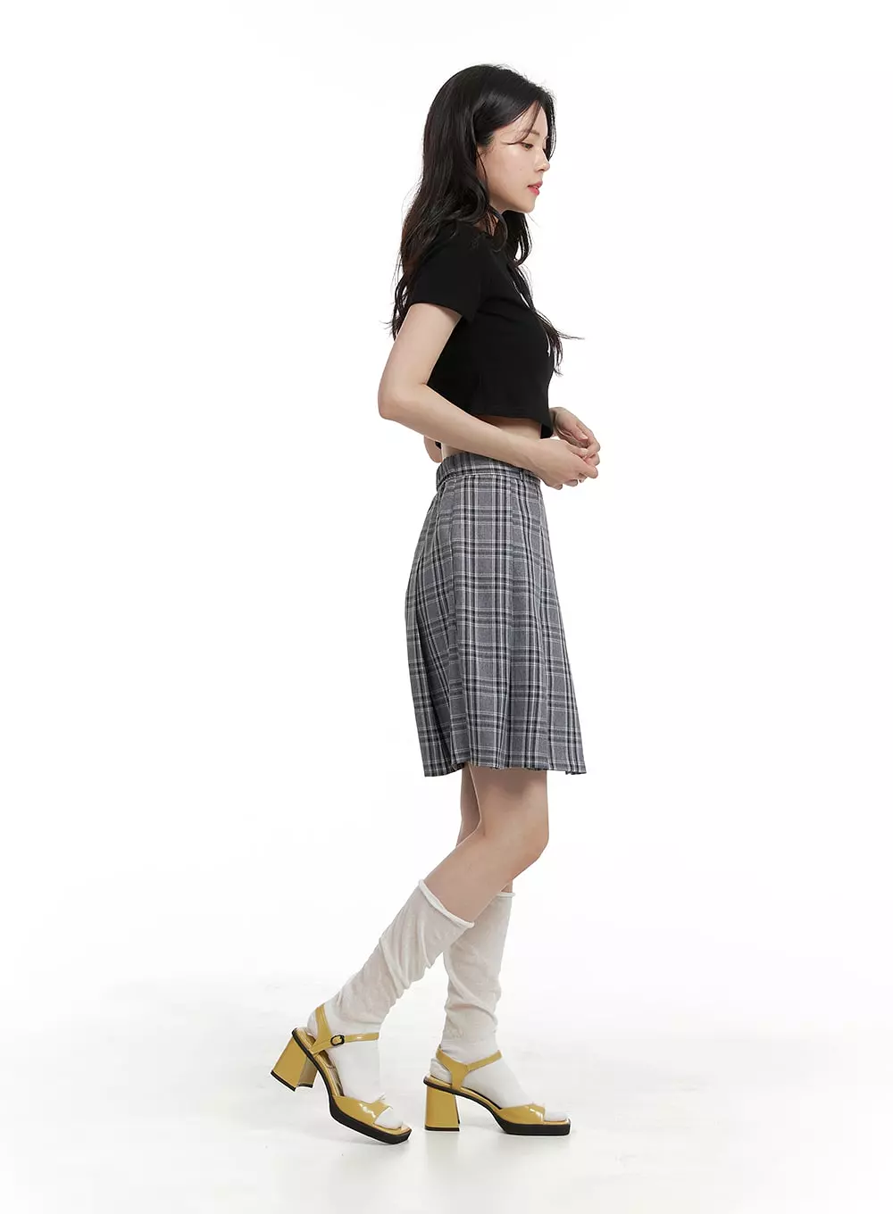 Checkered Pleated Midi Skirt OM421