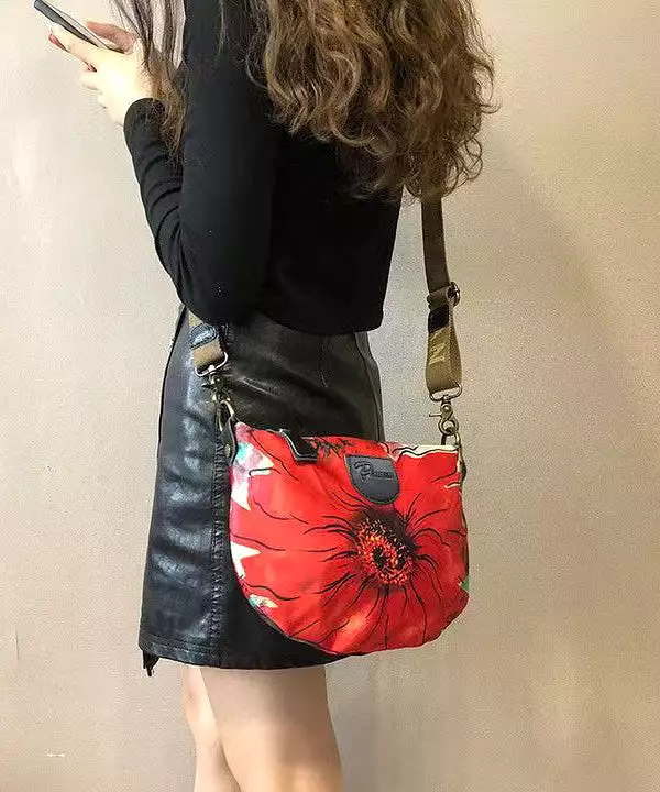 New Retro Red Print Versatile CrossBody Bag ZX1045