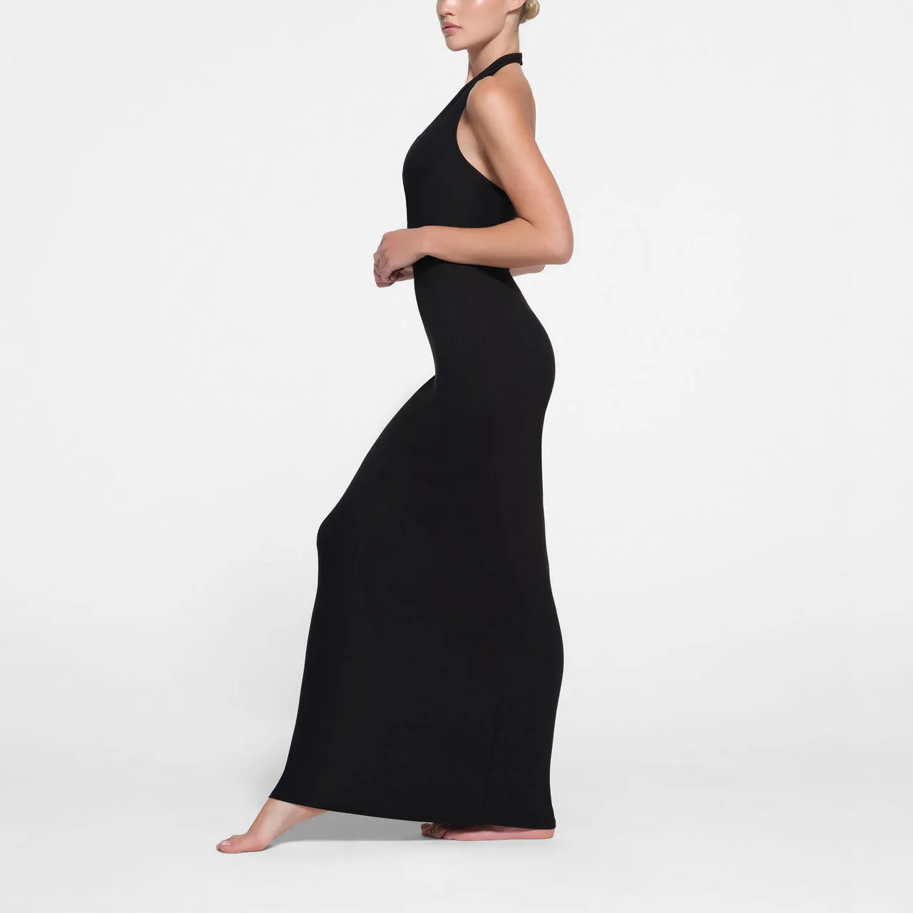 SKIMS SOFT LOUNGE Deep Plunge Halter Maxi Dress Onyx - Black