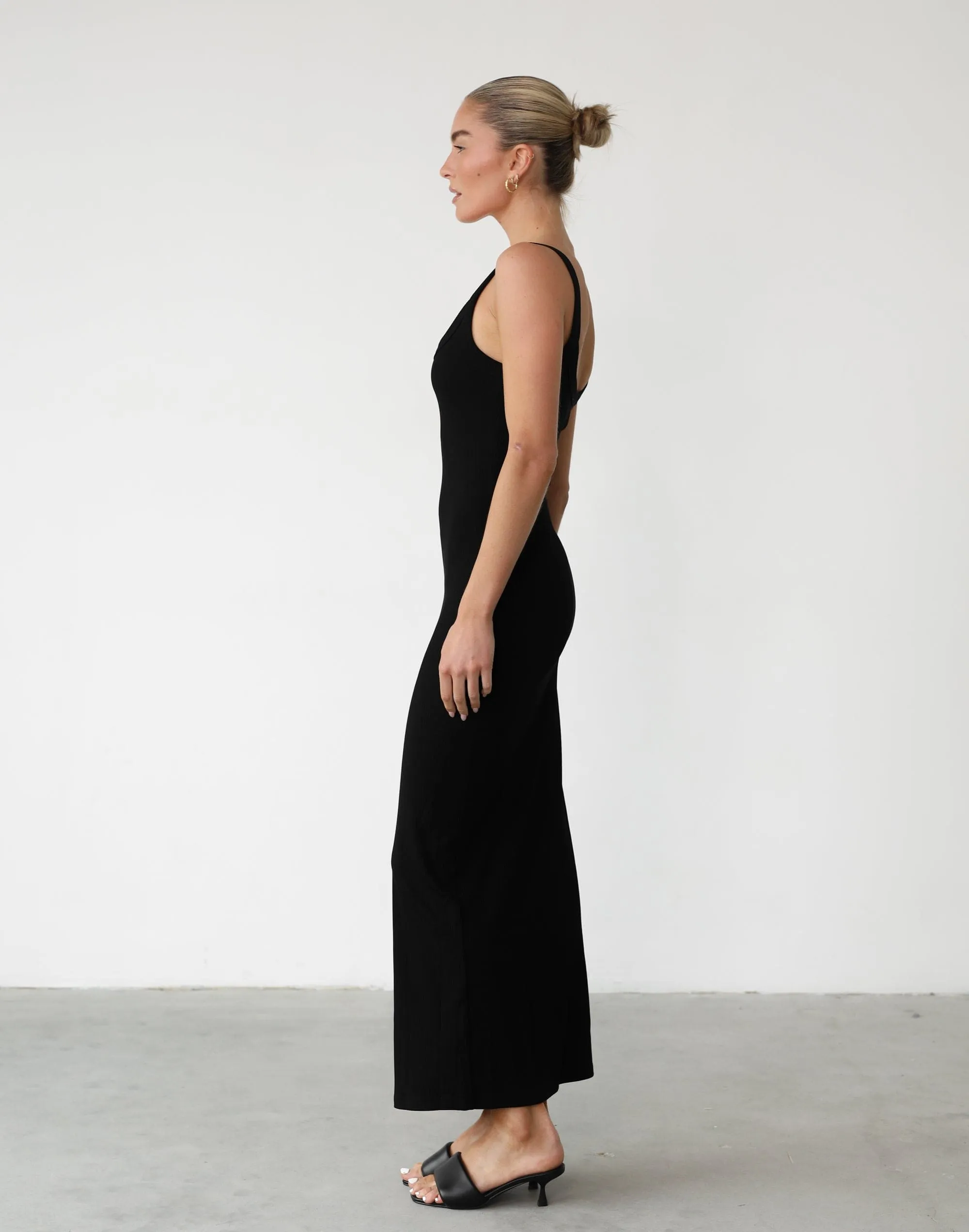 Skyler Maxi Dress (Black)